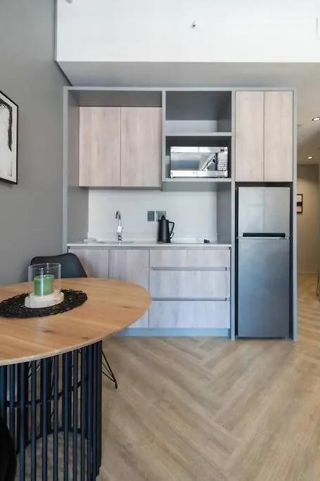 Spacious One Bed City Apartment Ciudad del Cabo